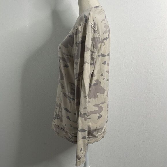 Mono B rayon soft military print oversize sweatshirt.  Size Small. - Picture 2 of 6